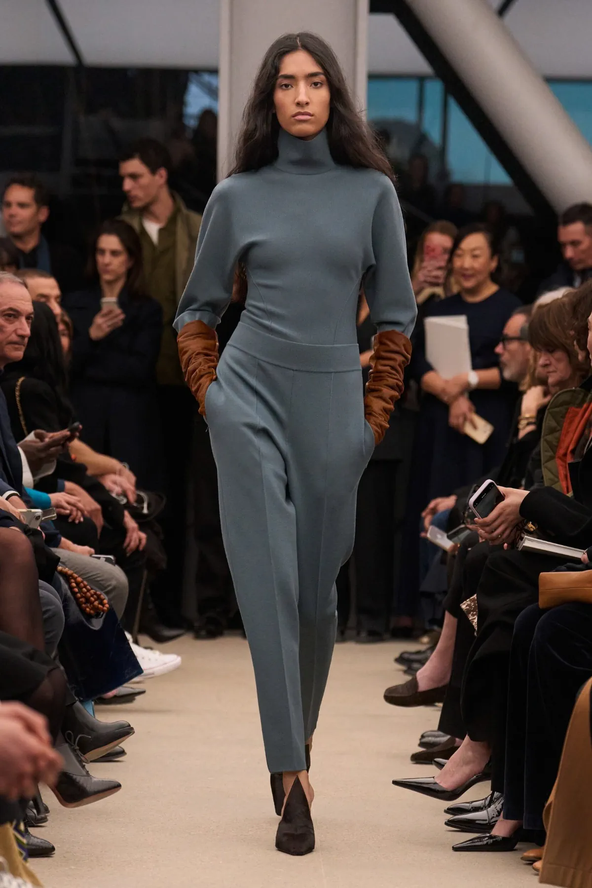 Alaïa Summer-Fall 2026 - Paris Fashion Week