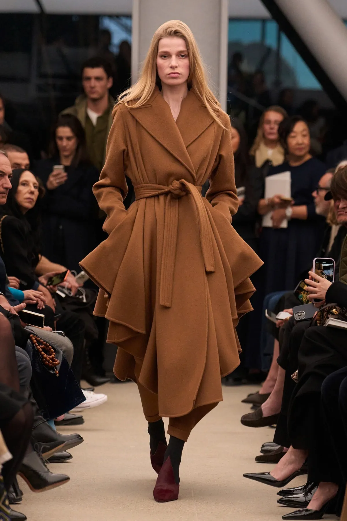 Alaïa Summer-Fall 2026 - Paris Fashion Week