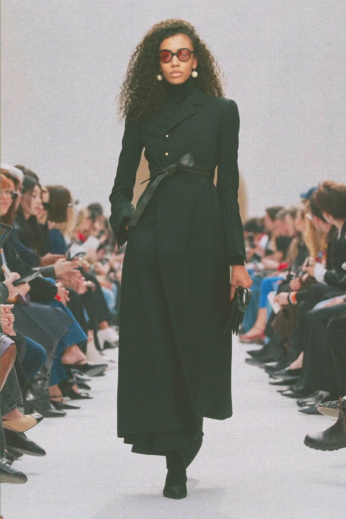 Celine Fall 2026: Michael Rider pushes slim tailoring back to the center of fashion Celine Fall-Winter 2026 - Paris Fashion Week