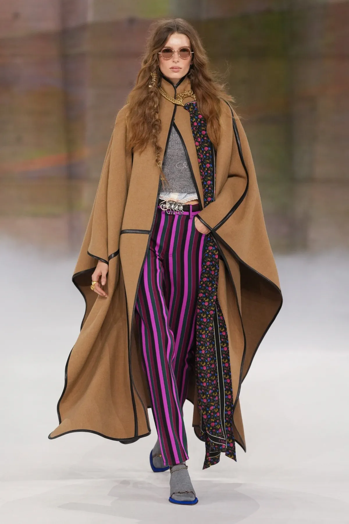 Chloé Fall 2026: Chemena Kamali rewrites bohemian fashion with precision Chloé Fall-Winter 2026 – Paris Fashion Week