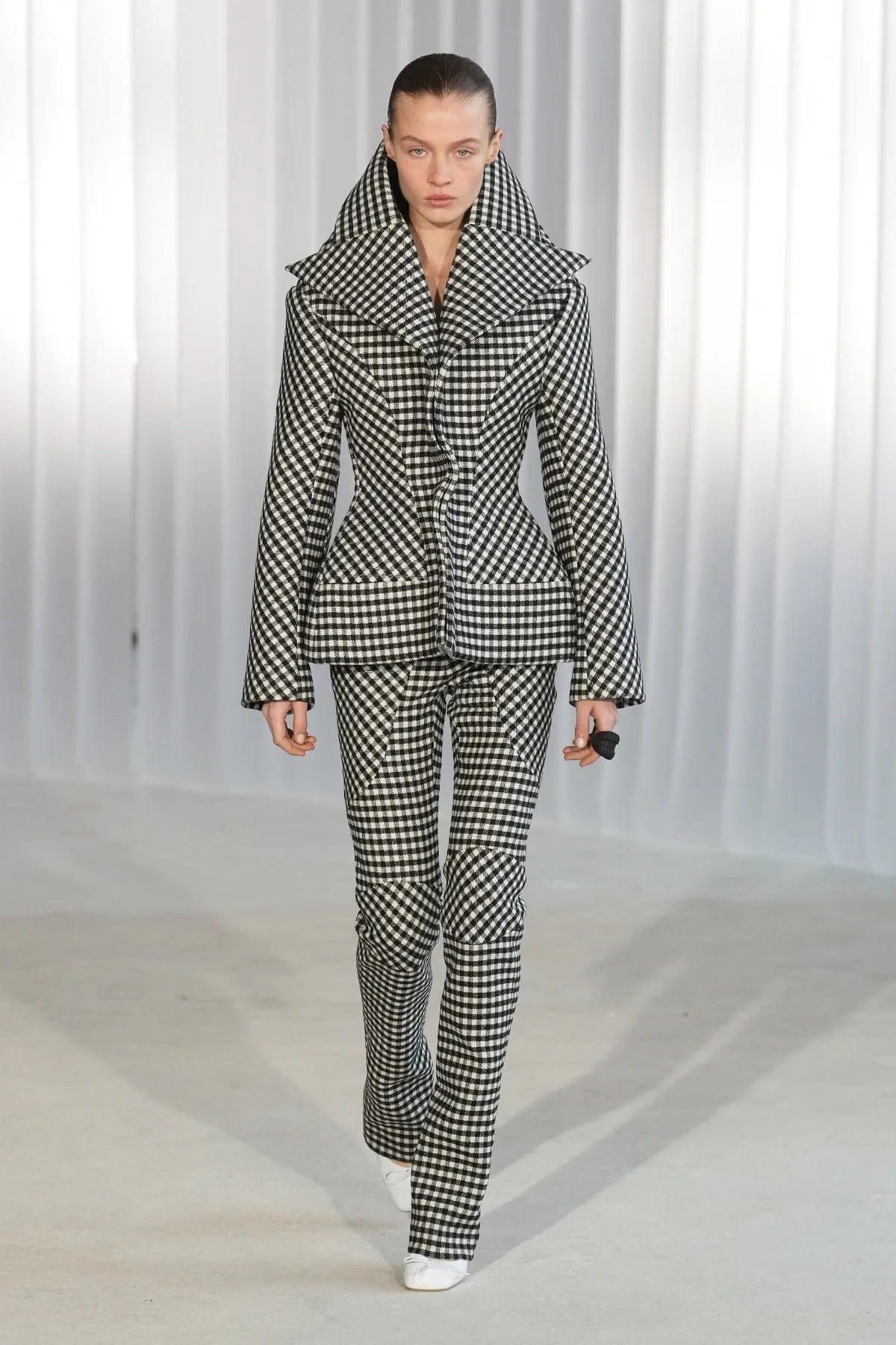 Jean Paul Gaultier Fall 2026 shows how Duran Lantink finally found his voice Jean Paul Gaultier Fall-Winter 2026 - Paris Fashion Week