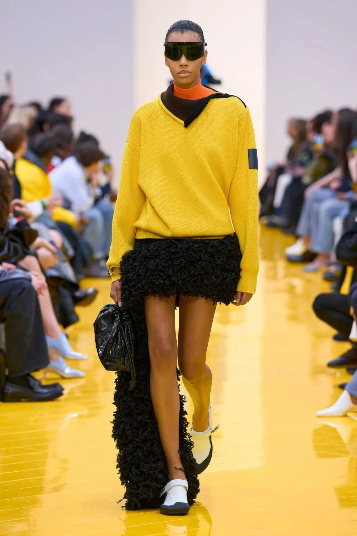 Loewe Fall 2026 reinvents craft through latex, sculpture and menswear Loewe Fall-Winter 2026 - Paris Fashion Week