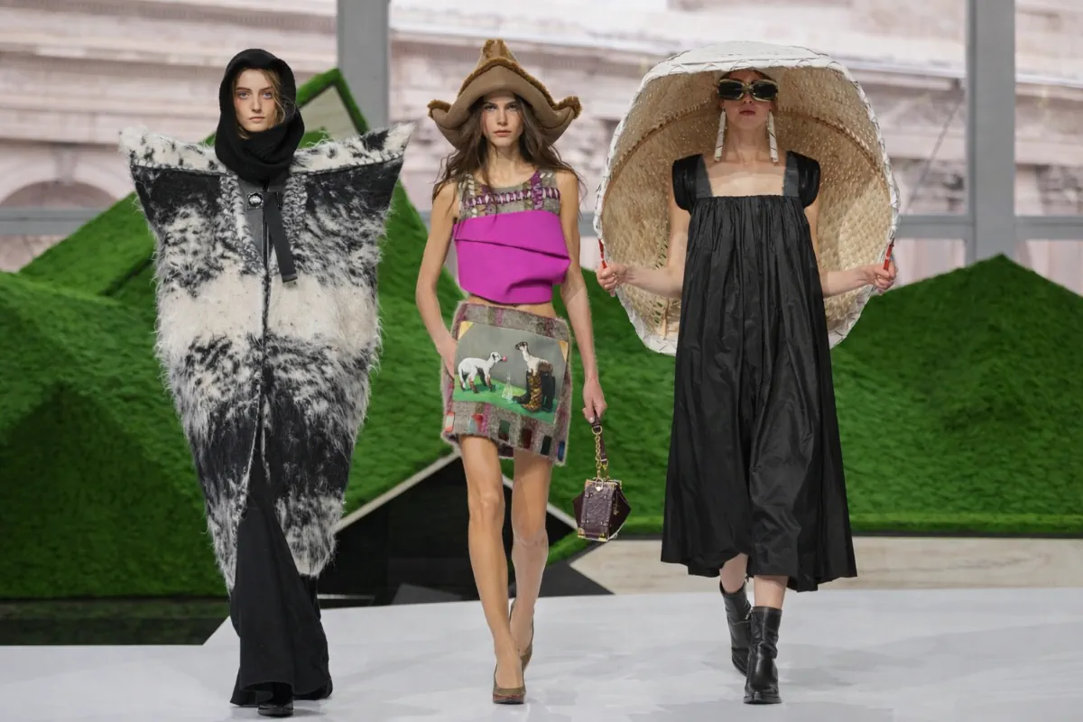 Louis Vuitton Fall-Winter 2026 - Paris Fashion Week
