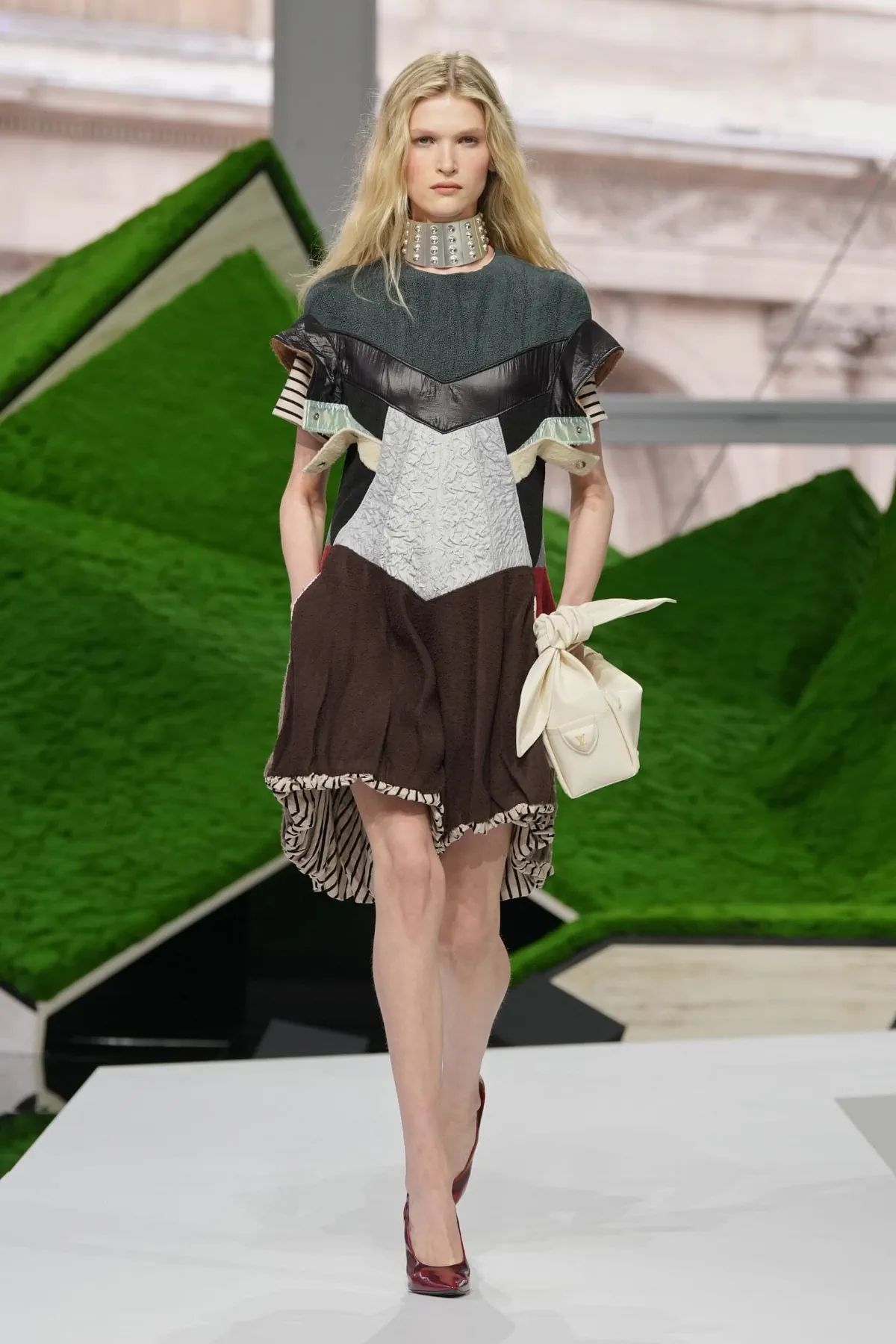 Louis Vuitton Fall-Winter 2026 - Paris Fashion Week