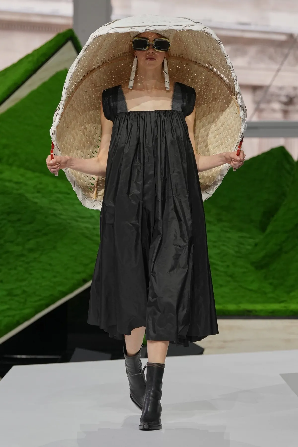Louis Vuitton Fall-Winter 2026 - Paris Fashion Week