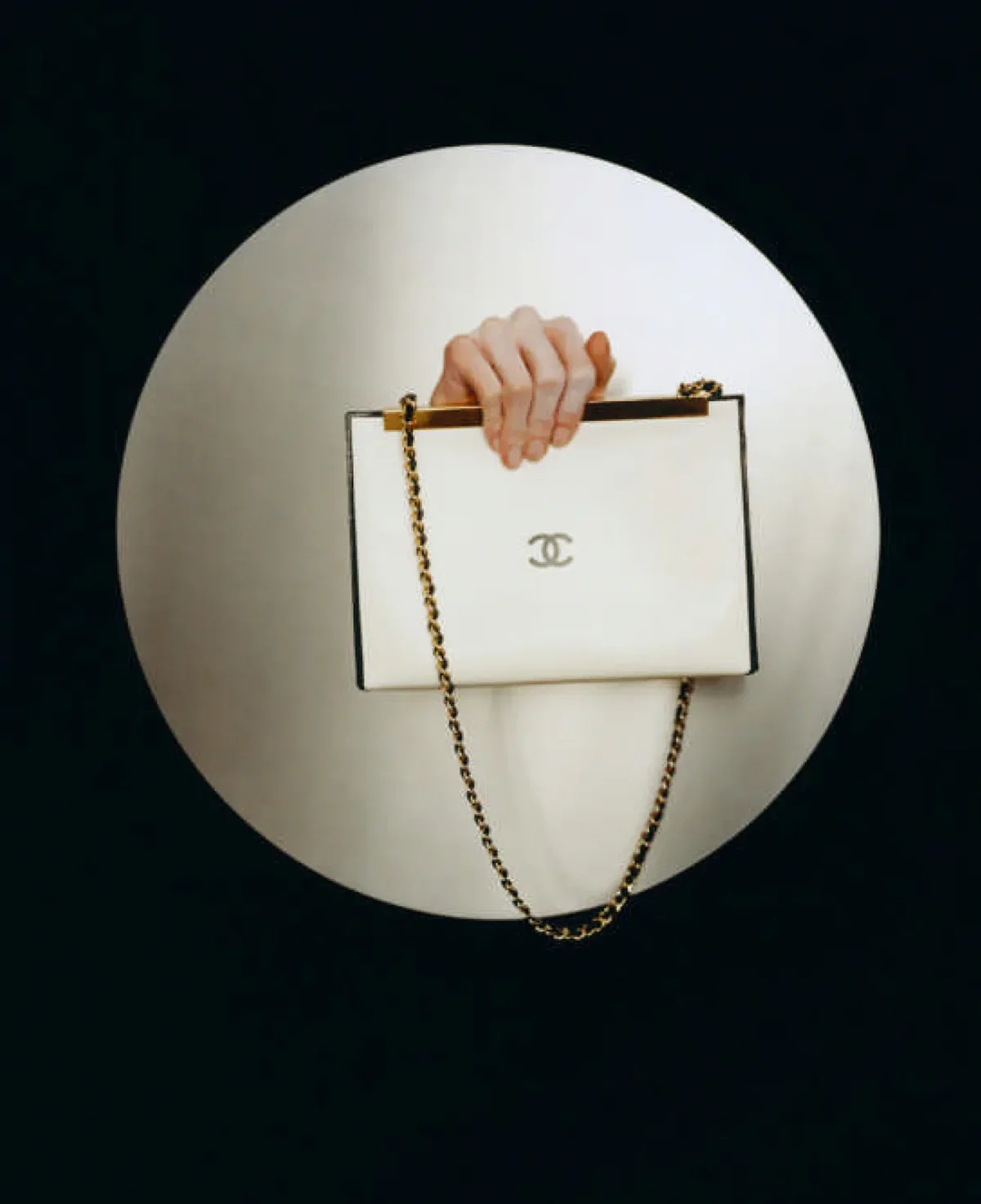 Marte Mei van Haaster covers M Le magazine du Monde March 14th, 2026 by David Luraschi