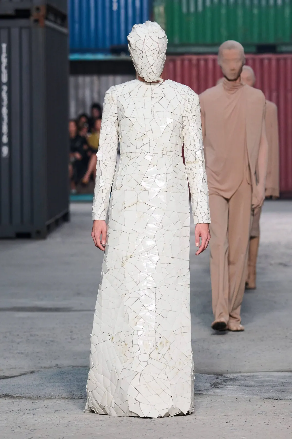 Maison Margiela Fall 2026 marks Glenn Martens’ radical debut in Shanghai Maison Margiela Fall-Winter 2026