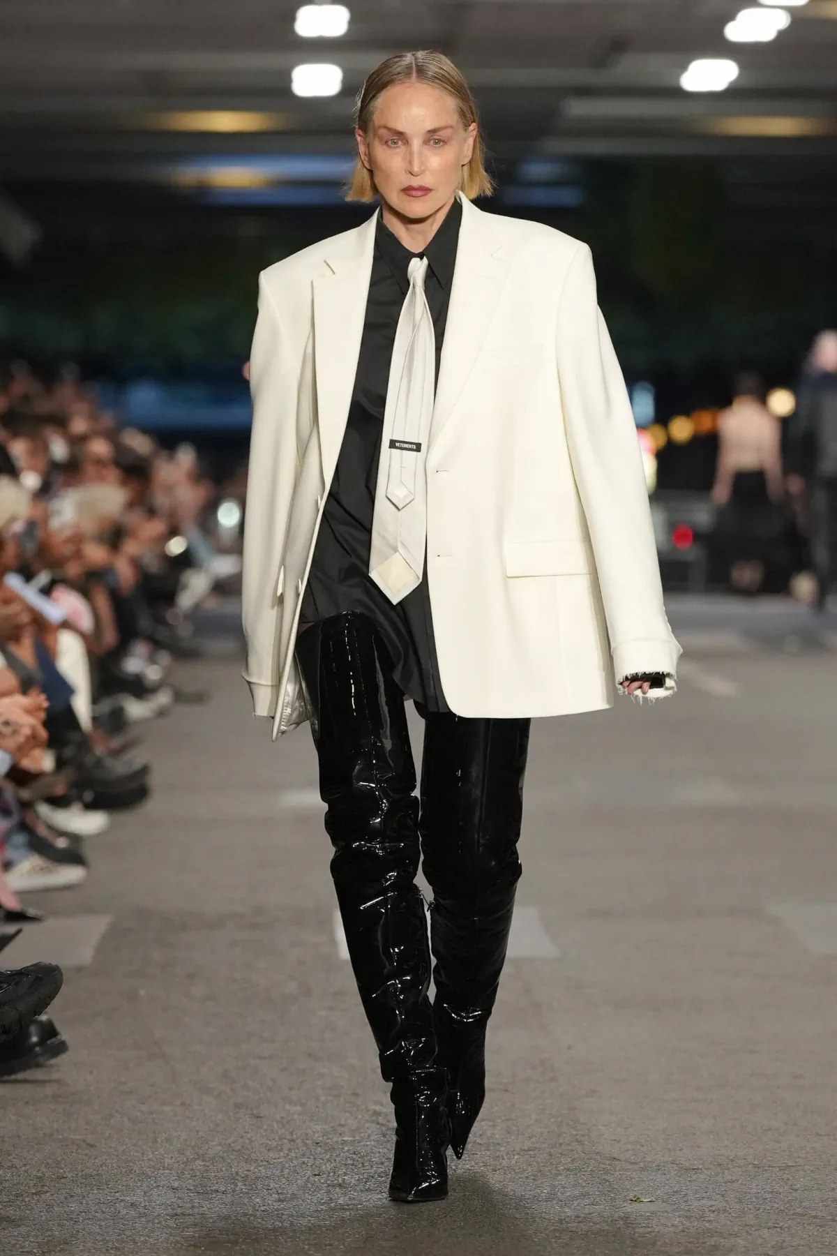 Vetements returns to Paris, and Spring 2027 comes quietly undone Vetements Spring-Summer 2027 - Paris Fashion Week Men's