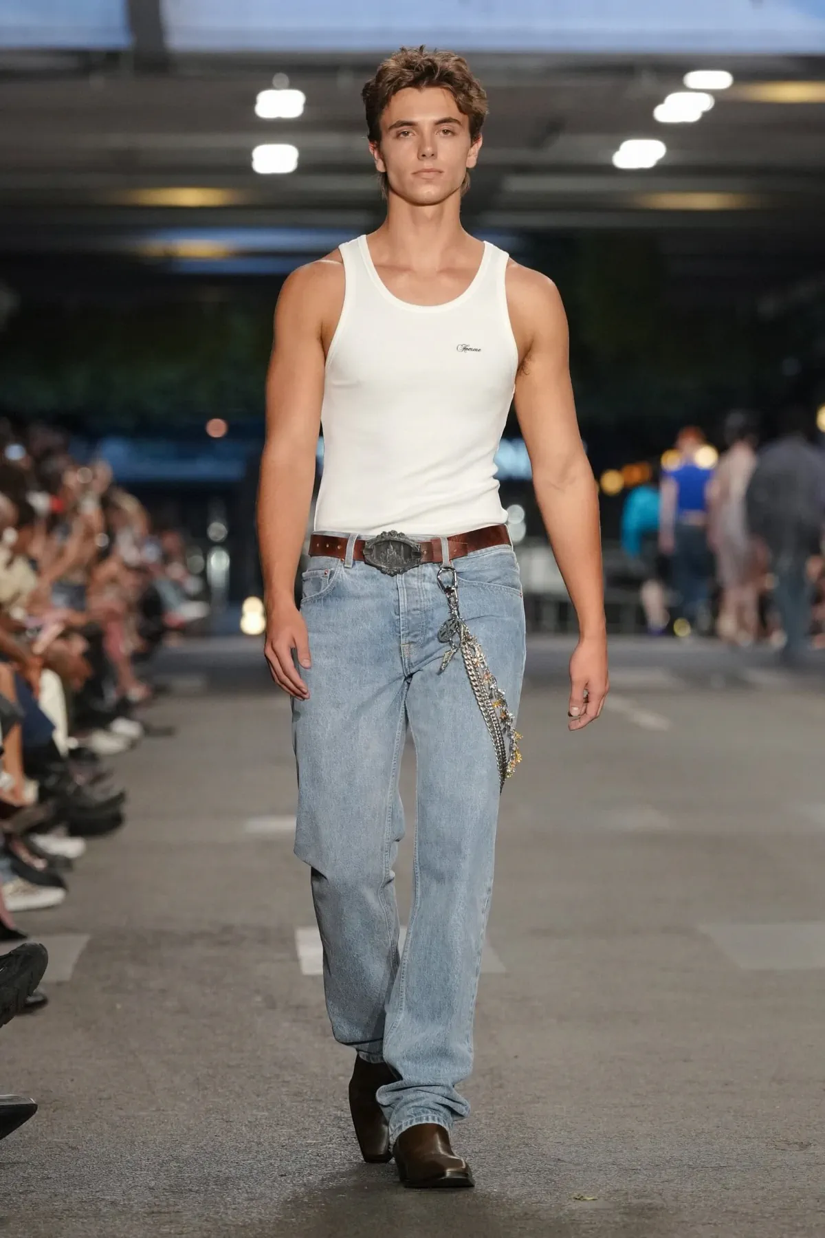 Vetements returns to Paris, and Spring 2027 comes quietly undone Vetements Spring-Summer 2027 - Paris Fashion Week Men's