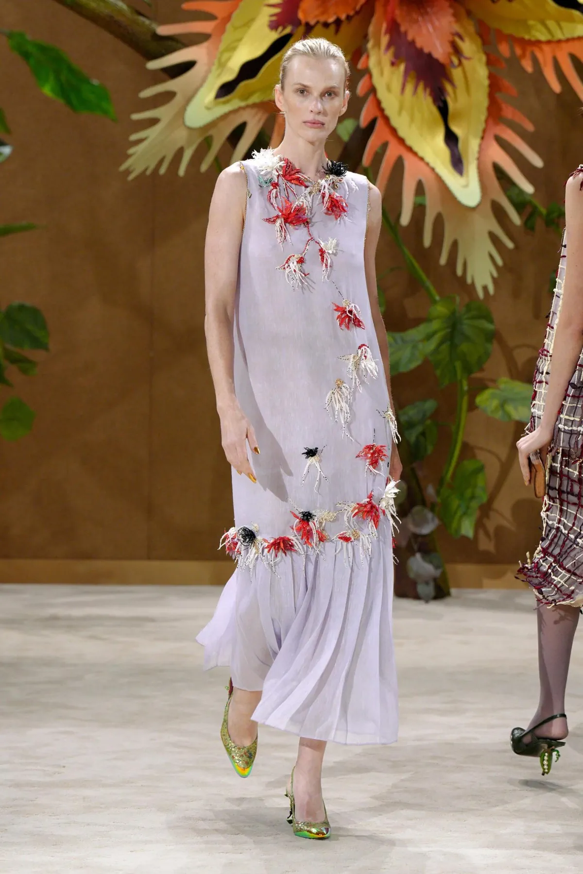 Chanel Haute Couture Fall 2026 turns the fairy tale into a quiet act of power Chanel Haute Couture Fall-Winter 2026