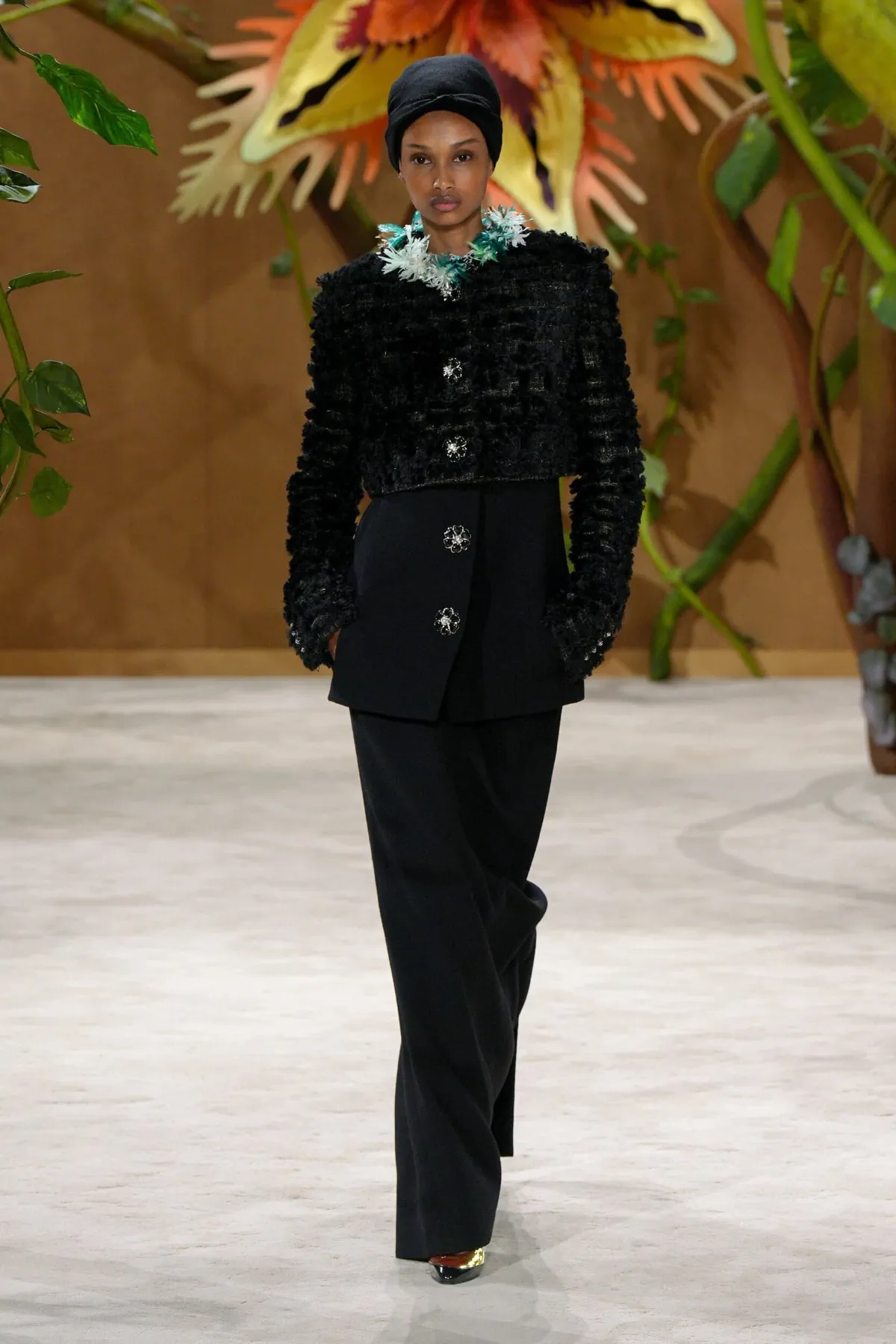 Chanel Haute Couture Fall 2026 turns the fairy tale into a quiet act of power Chanel Haute Couture Fall-Winter 2026