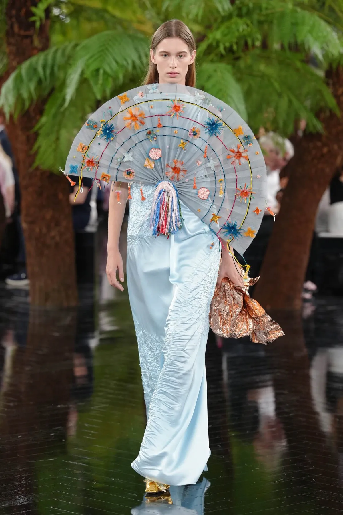 Dior Fall 2026 Haute Couture turns softness into structure Christian Dior Haute Couture Fall-Winter 2026