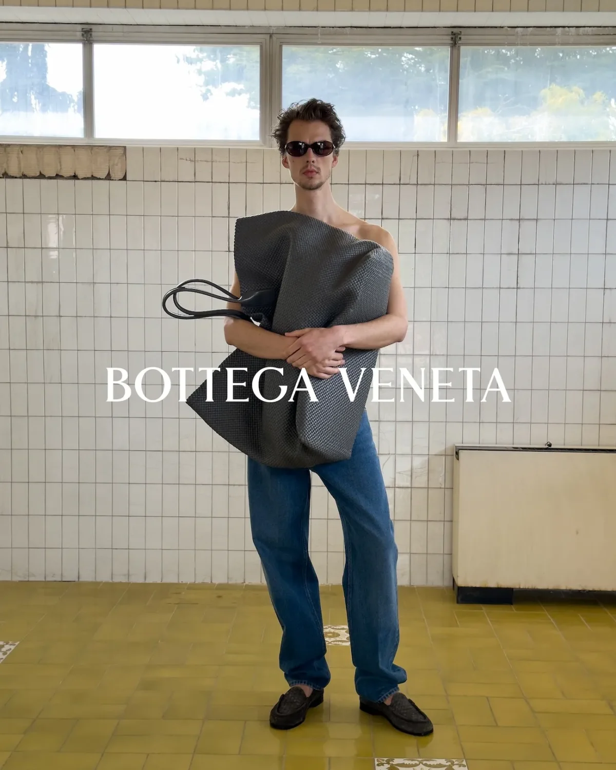 Bottega Veneta turns Milan into a confessional for its winter 2026 campaign
