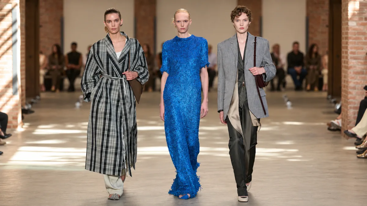 Calvin Klein Collection Spring 2027 makes minimalism feel urgent again Calvin Klein Collection Spring-Summer 2027 - New York Fashion Week
