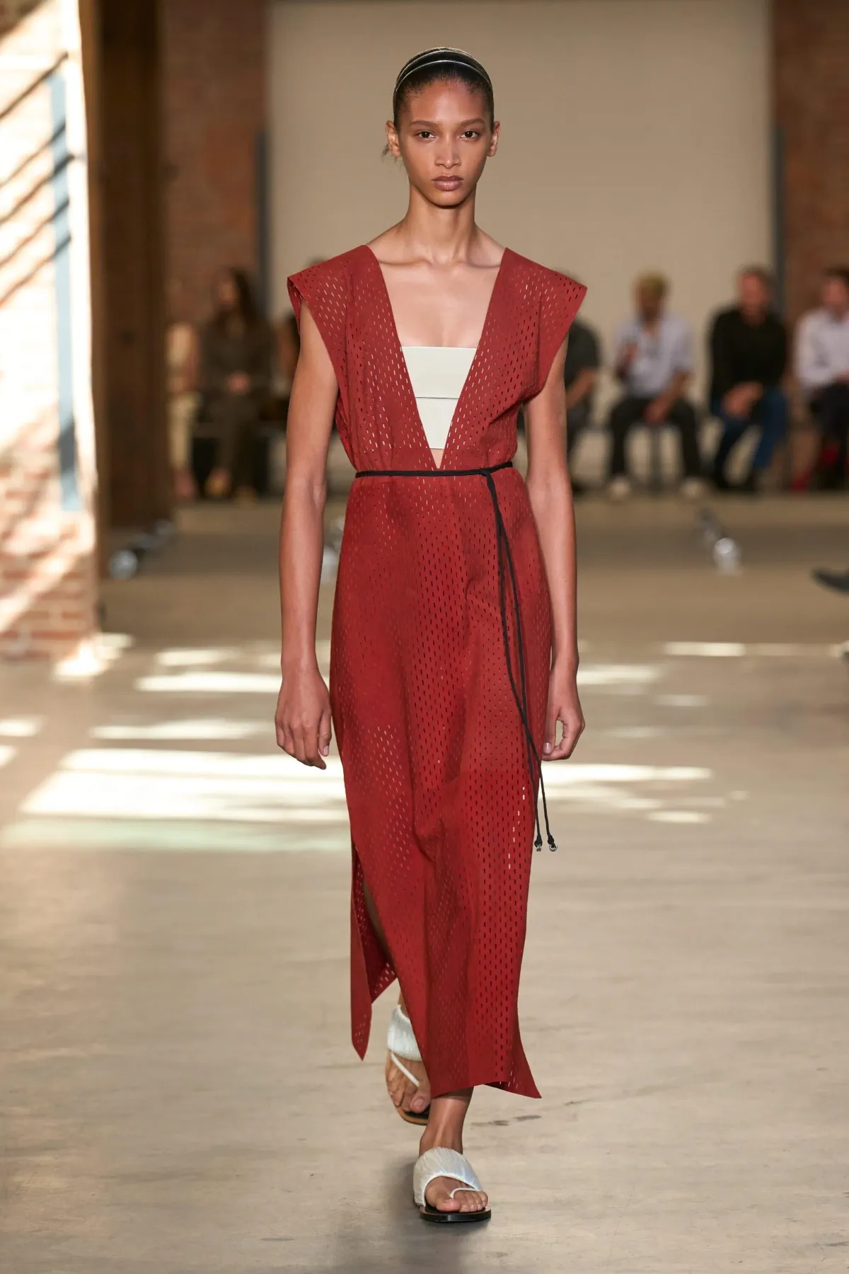 Calvin Klein Collection Spring 2027 makes minimalism feel urgent again Calvin Klein Collection Spring-Summer 2027 - New York Fashion Week