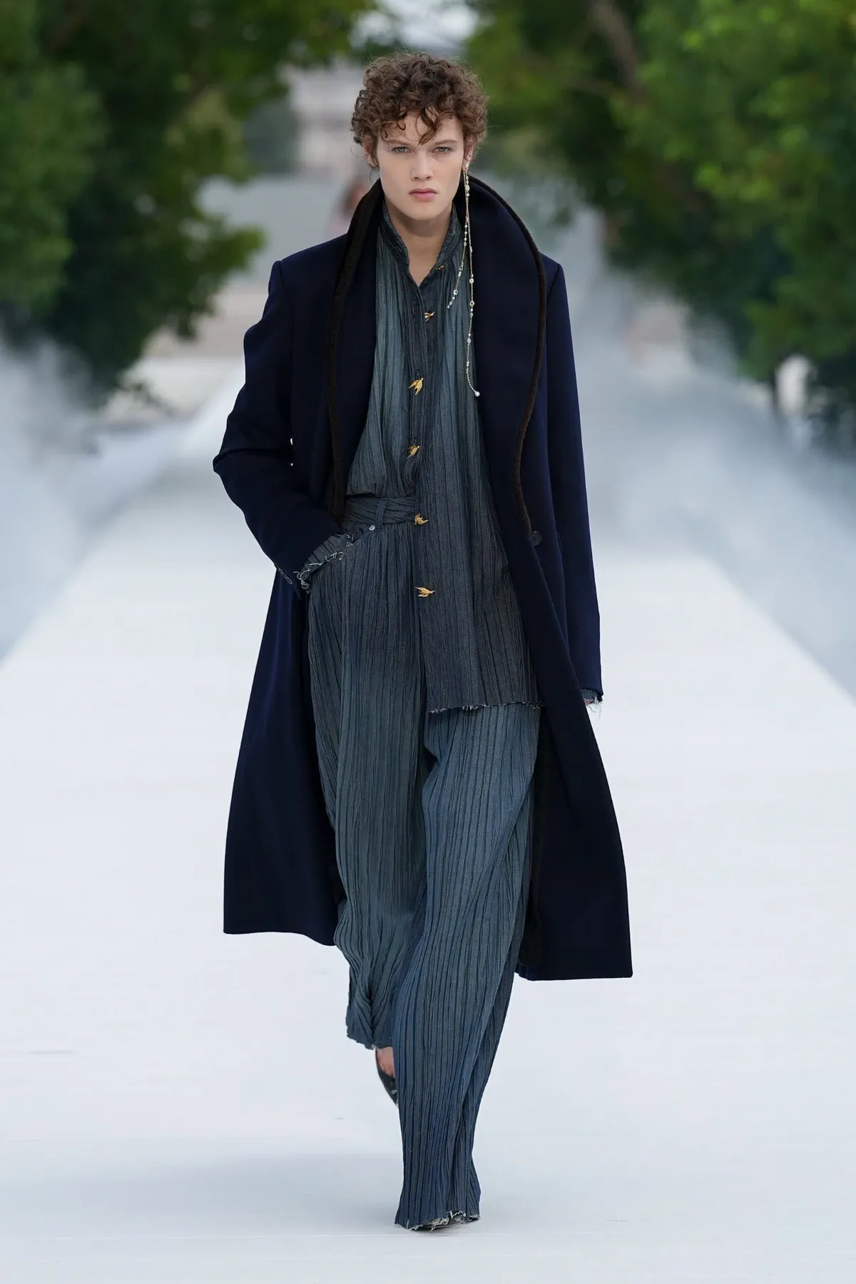 Dior Spring 2027 finds a lighter way forward Dior Spring-Summer 2027 - Paris Fashion Week
