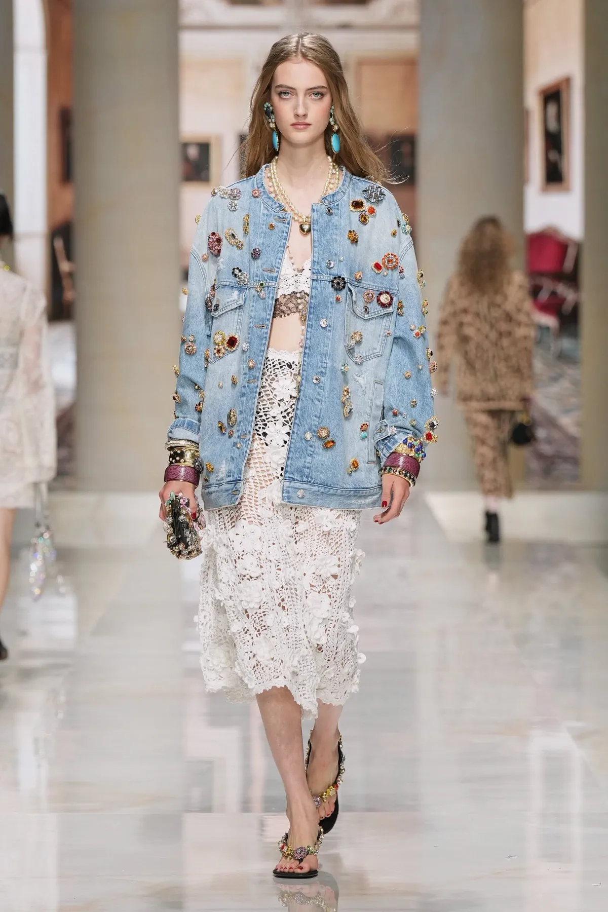 Dolce & Gabbana Spring 2027 gives Sicilian heritage a lighter attitude Dolce & Gabbana Spring-Summer 2027 - Milan Fashion Week