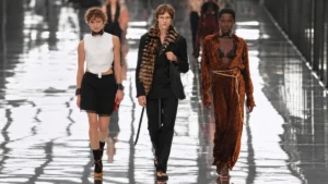 Fendi transformed Spring 2027 into a hall of mirrors, making the audience part of the show Fendi Spring-Summer 2027 - Milan Fashion Week