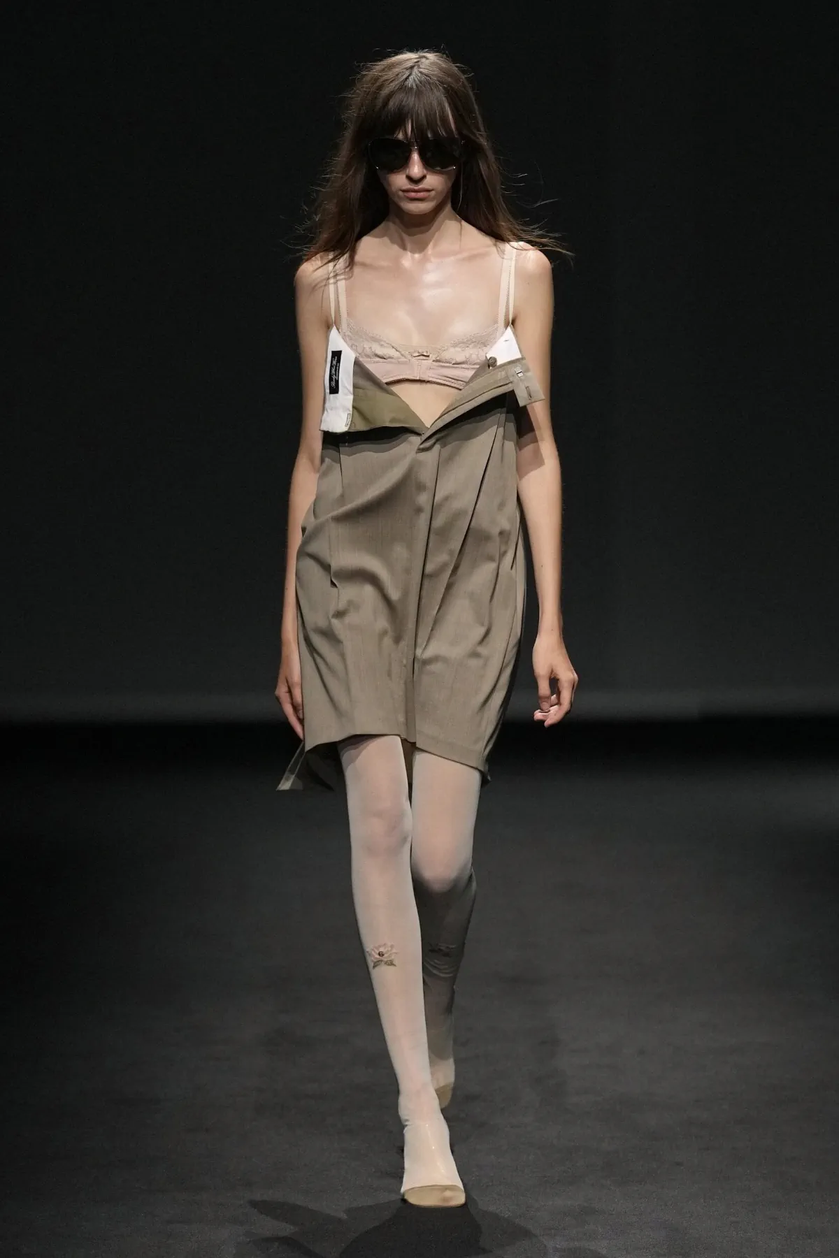For Spring 2027, MM6 Maison Margiela turns a private joke into a design philosophy at Milan's Stock Exchange MM6 Maison Margiela Spring-Summer 2027 - Milan Fashion Week