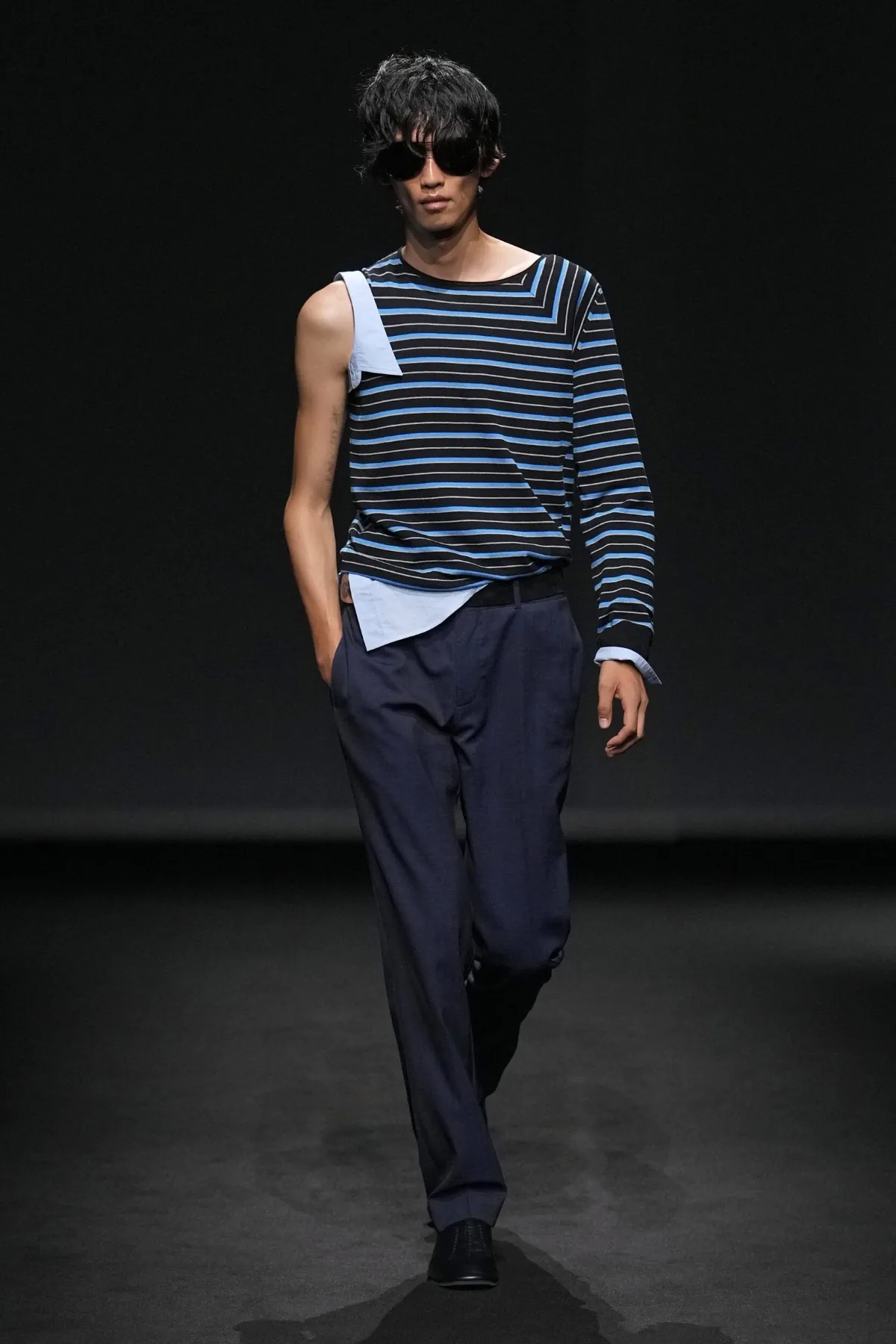 For Spring 2027, MM6 Maison Margiela turns a private joke into a design philosophy at Milan's Stock Exchange MM6 Maison Margiela Spring-Summer 2027 - Milan Fashion Week