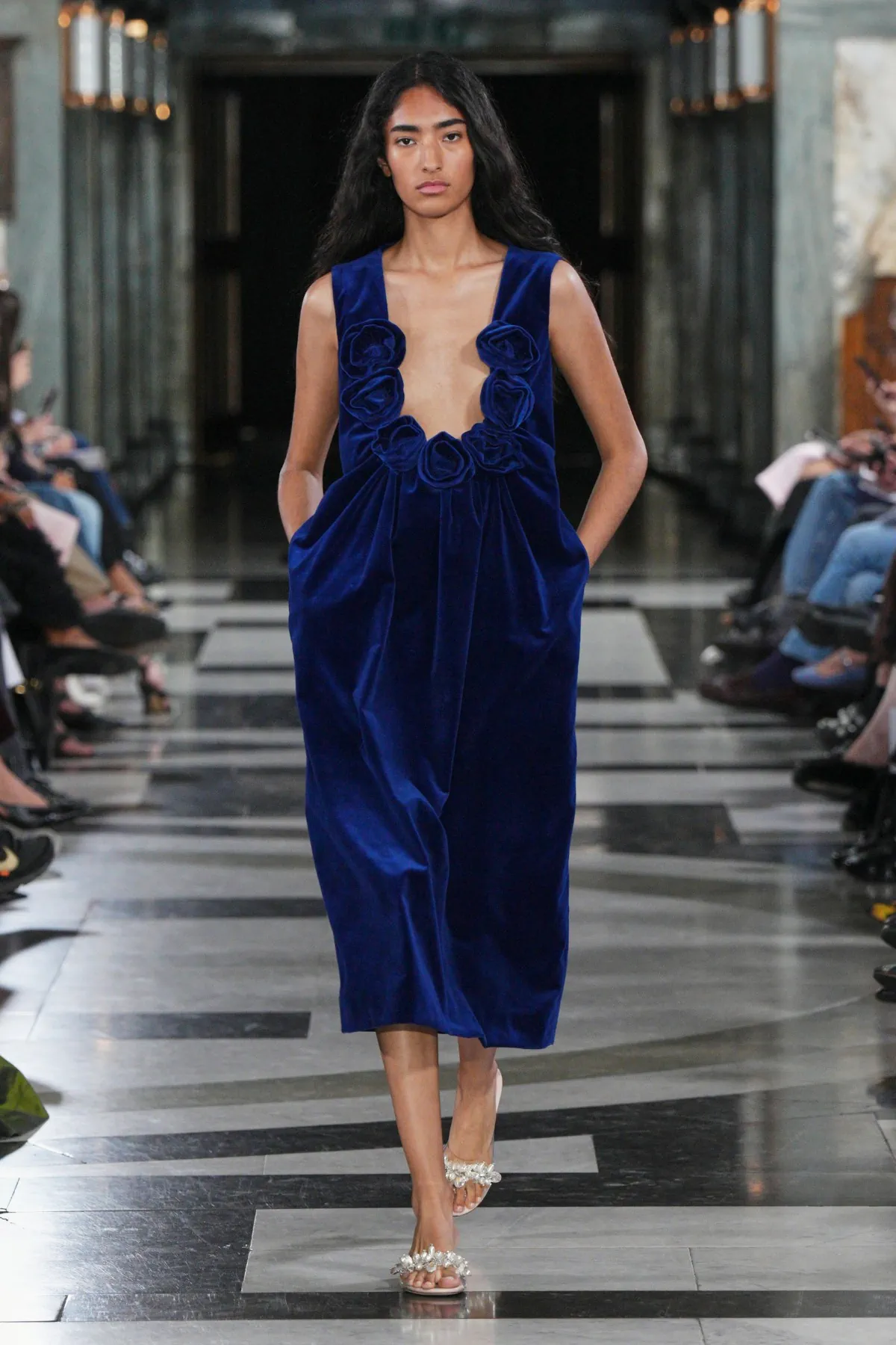 Simone Rocha Spring 2027 finds strength in vulnerability Simone Rocha Spring-Summer 2027 - London Fashion Week