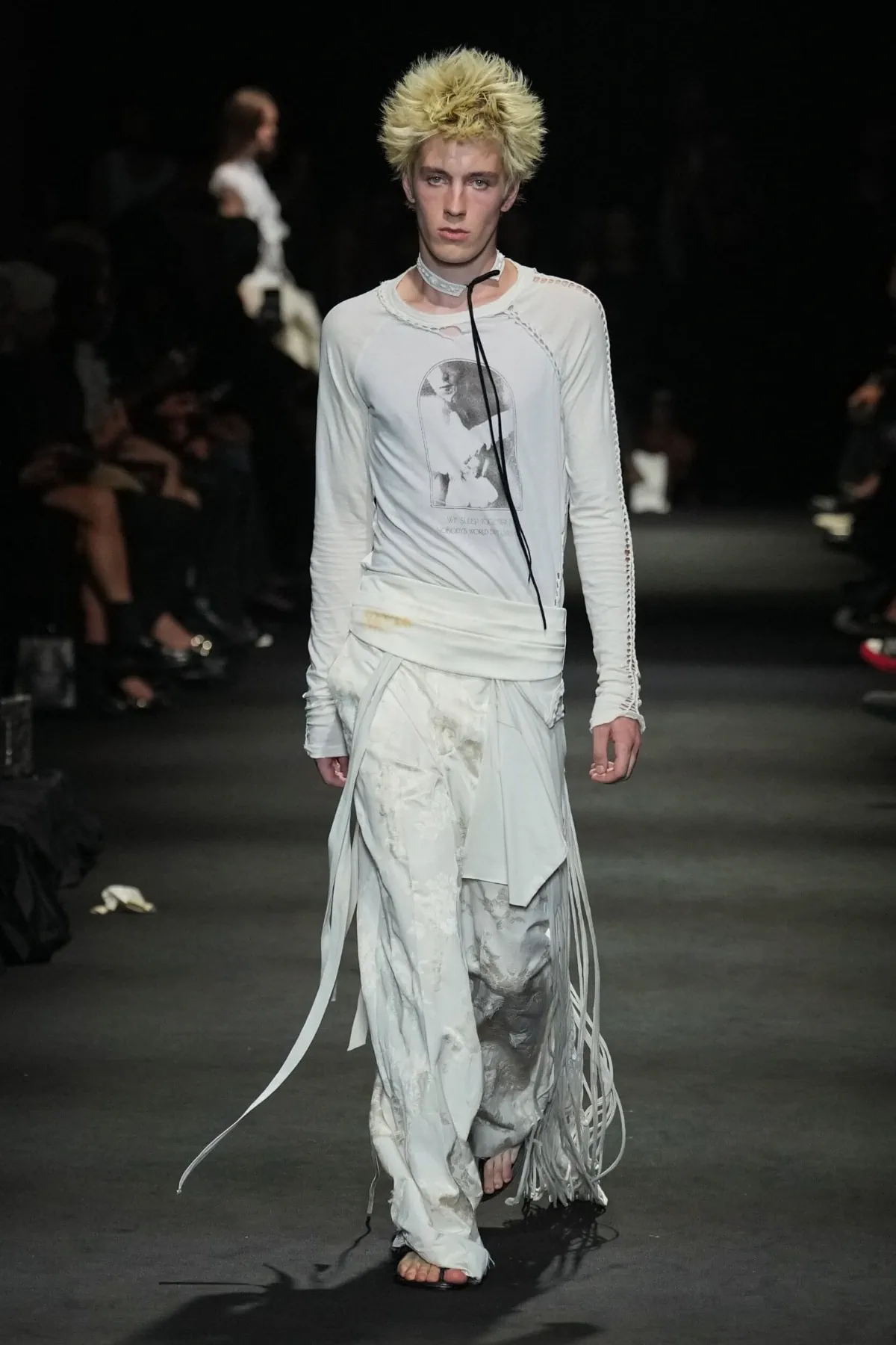 Ann Demeulemeester Spring 2027 finds romance in the desert’s worn edges Ann Demeulemeester Spring-Summer 2027 - Paris Fashion Week