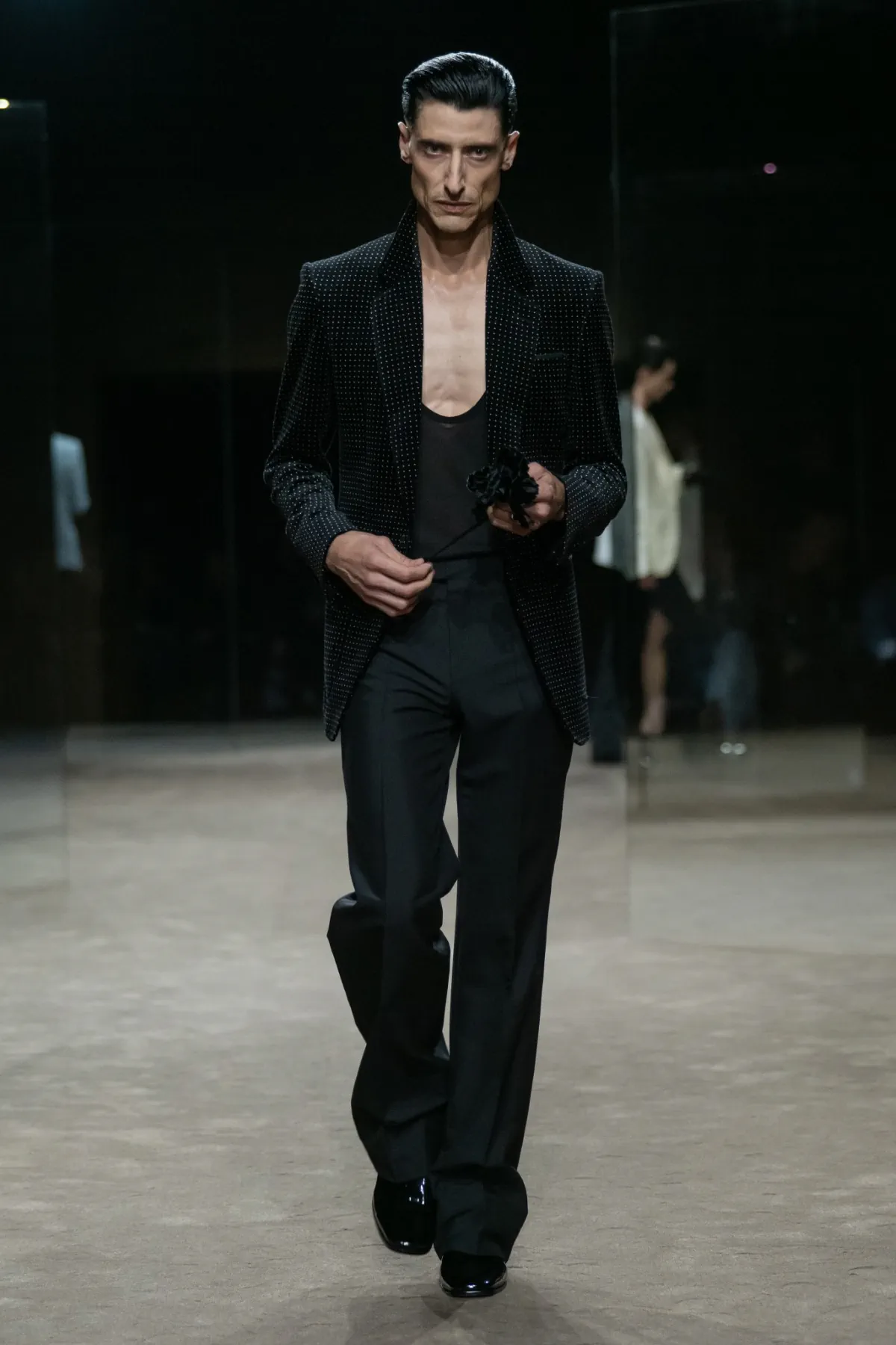 Haider Ackermann brings Tom Ford closer to the edge for Spring 2027 Tom Ford Spring-Summer 2027 - Paris Fashion Week