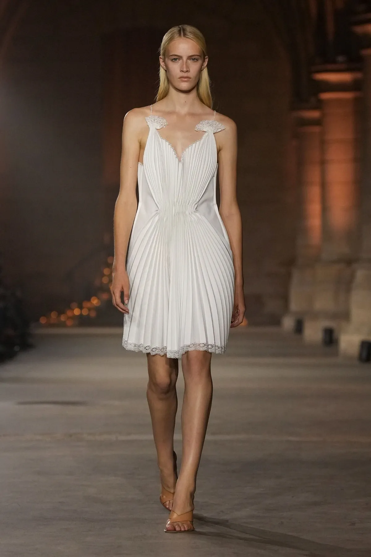 Victoria Beckham Spring-Summer 2027 - Paris Fashion Week